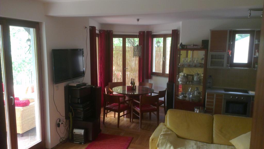 Holiday House Villa Neda يوتجيها الغرفة الصورة