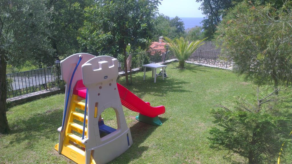Holiday House Villa Neda يوتجيها الغرفة الصورة